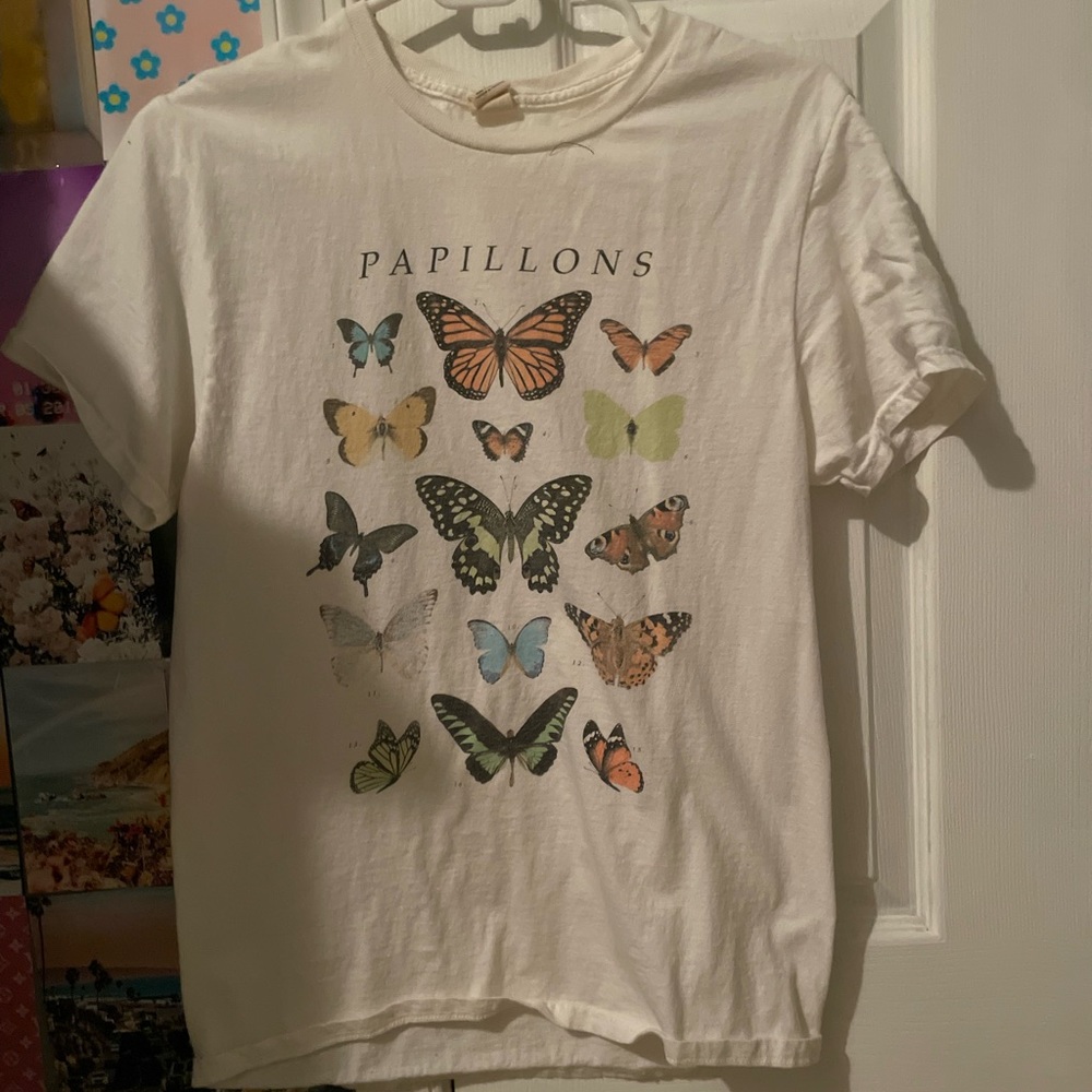 butterfly graphic t